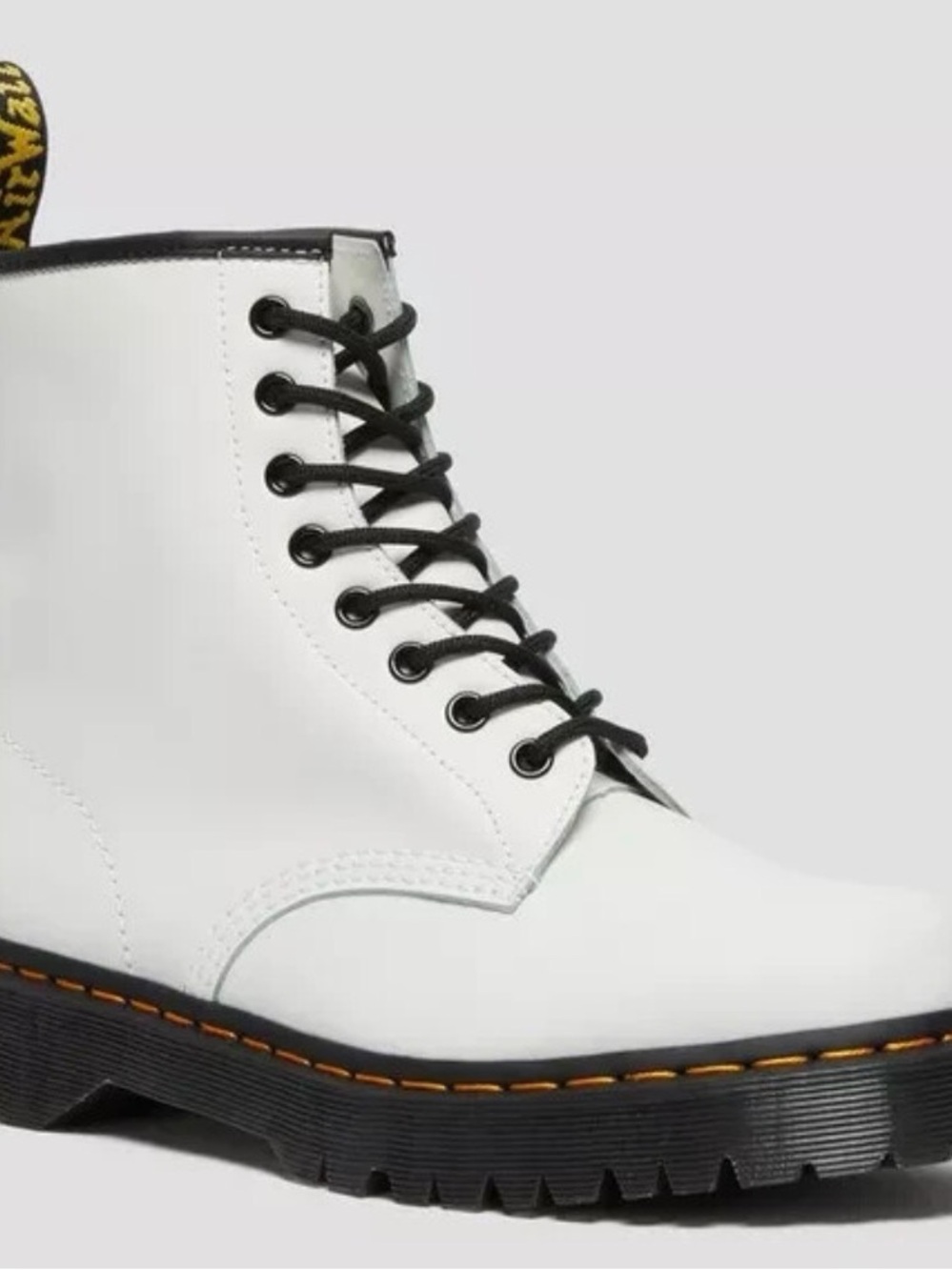 Dr. Martens 1460 Bex NWOB SIZE 5